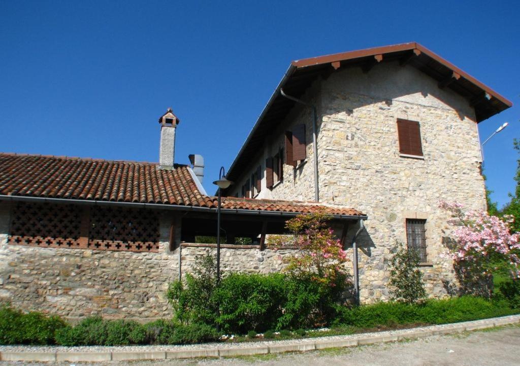Agriturismo Cassinazza Orsenigo Extérieur photo