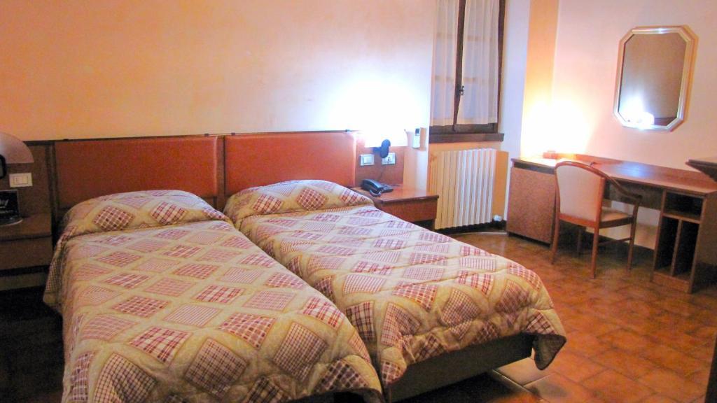 Agriturismo Cassinazza Orsenigo Chambre photo