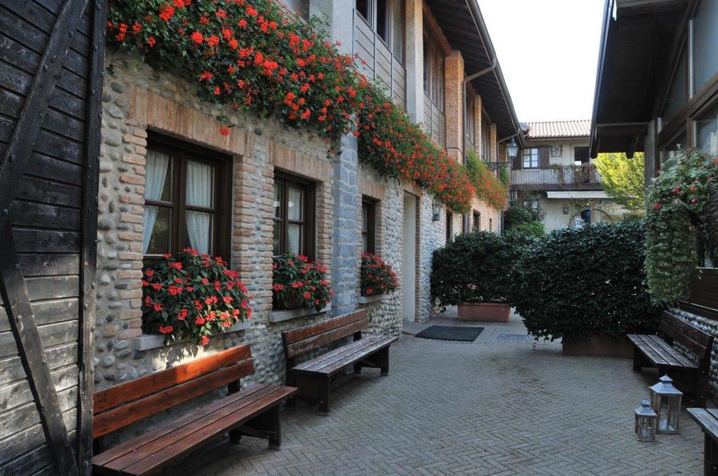 Agriturismo Cassinazza Orsenigo Extérieur photo